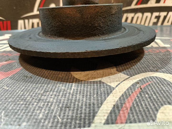 Тормозной диск задний левый Renault Megane 2 седан