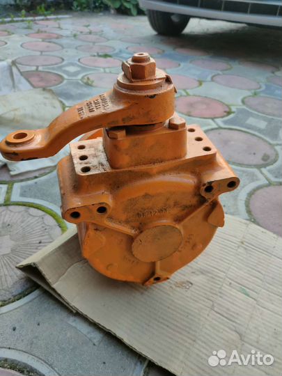 Запчасти на New Holland