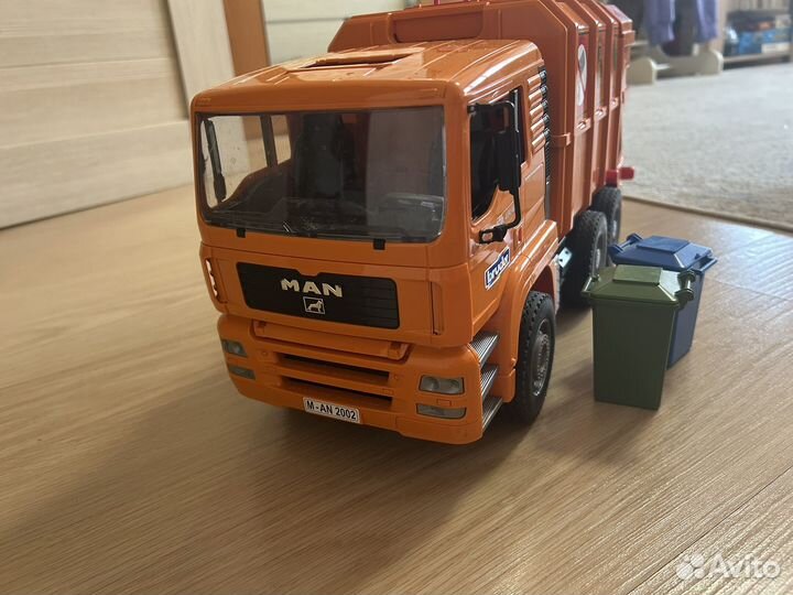 Машина bruder мусоровоз