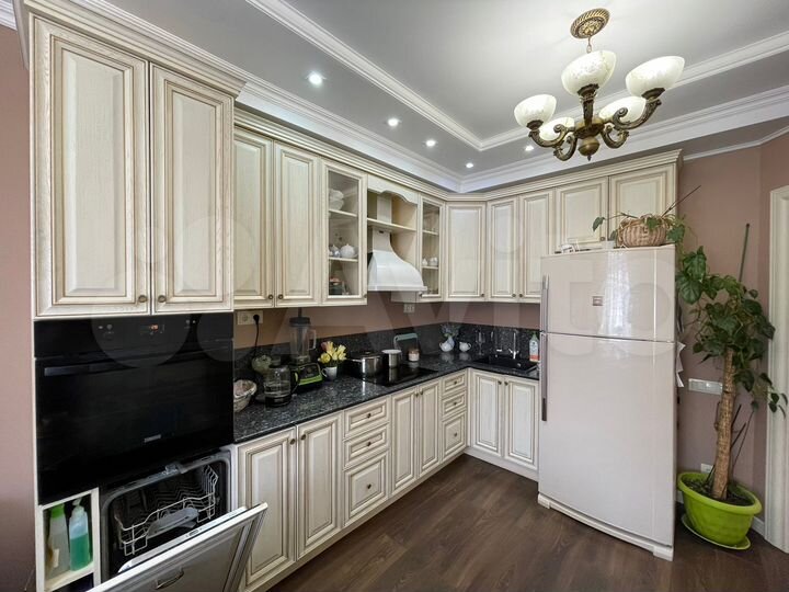 3-к. квартира, 85 м², 9/21 эт.