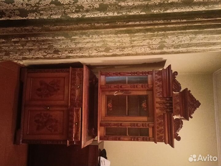 Ретро сервант