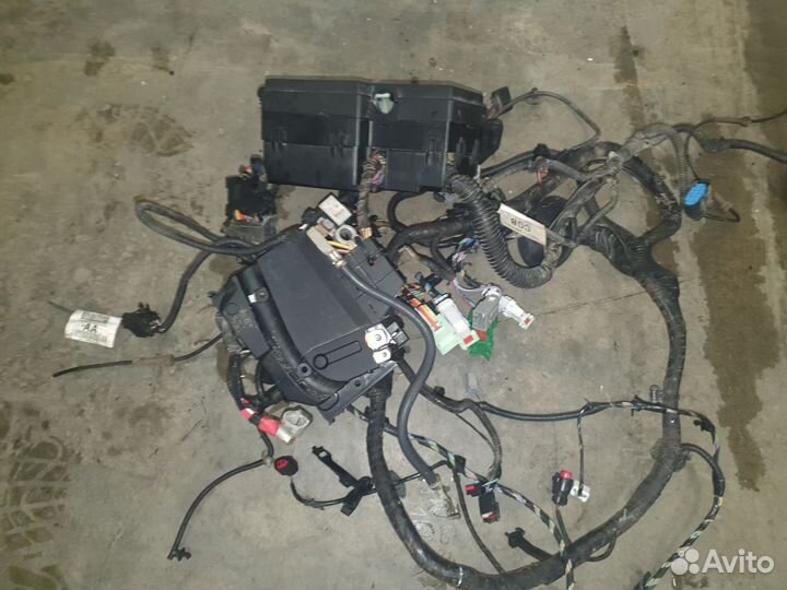 Проводка с блоком на форд фокус 3 BM5T-14k733