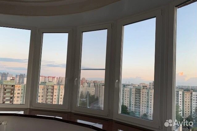 Остекление и отделка балкона, шкафы