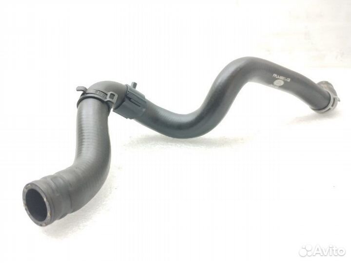 Патрубок системы охлаждения Land Rover Discovery 5