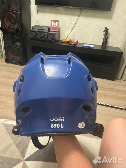 Хоккейный шлем jofa 690 sr l