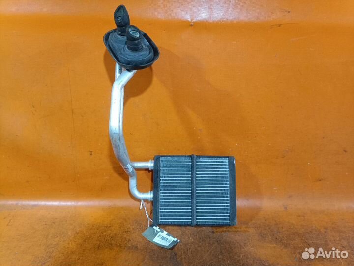 Радиатор печки Nissan Gloria HY34