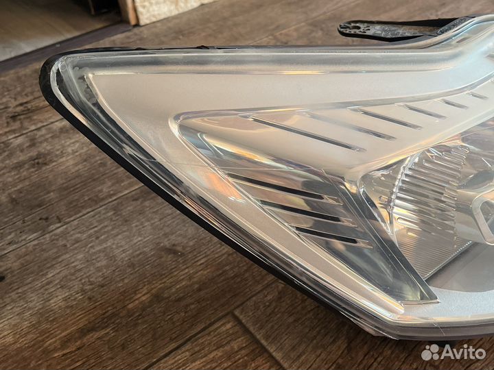 Фара передняя правая Форд фокус 2 оригинал