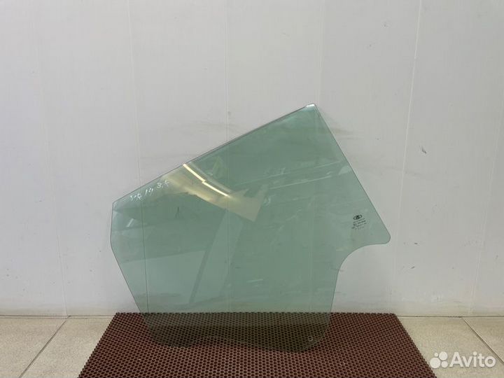 Стекло двери заднее правое LADA X-Ray
