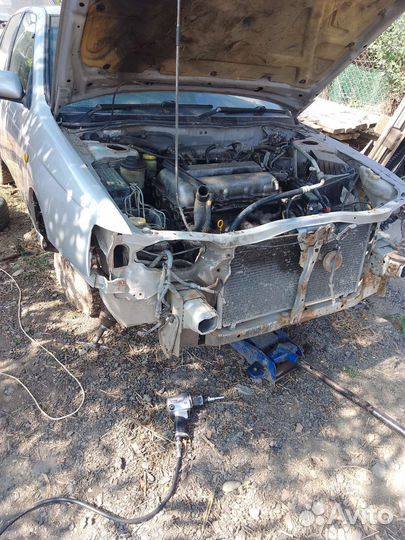 Диффузор, вентиляторы Nissan Bluebird U14