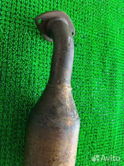 Катализатор прав. Toyota Land Cruiser Prado