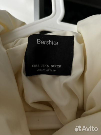 Куртка женская bershka 42 44