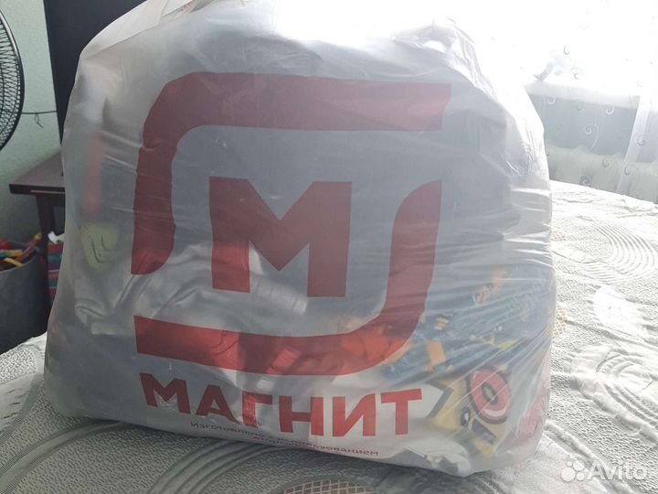 Отдам бесплатно детские вещи на мальчика пакетом