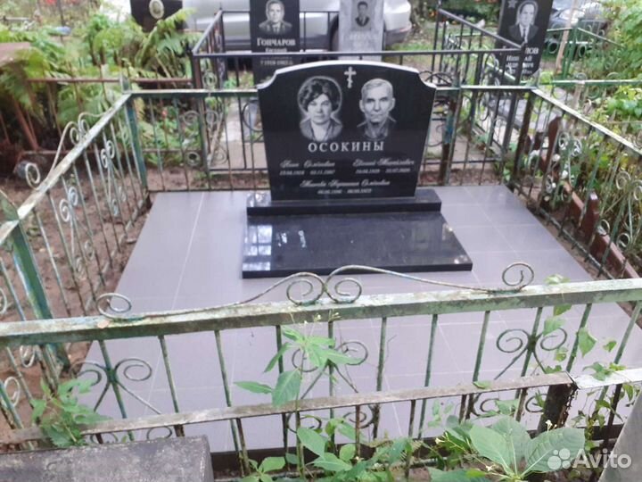 Памятники на могилу из гранита