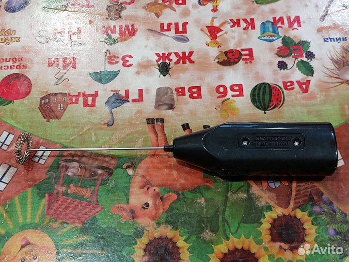 Прибор для вспенивания молока