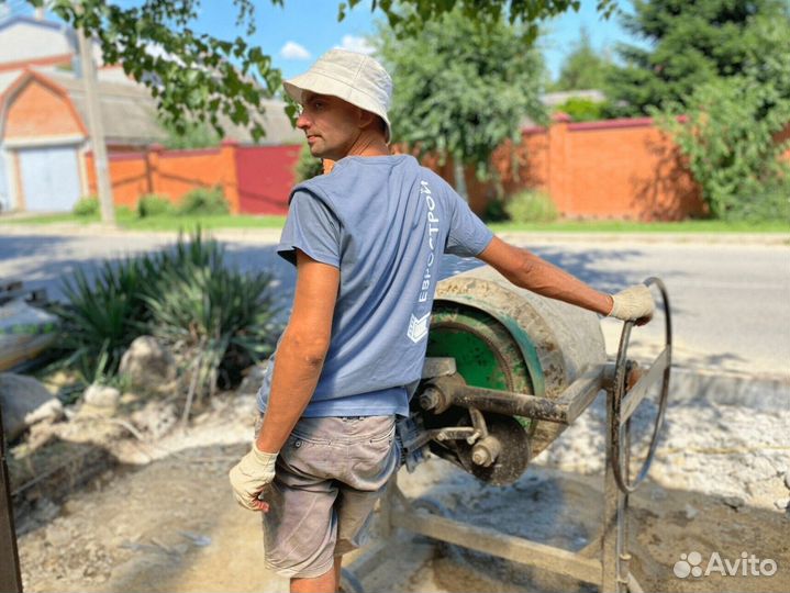 Укладка тротуарной плитки брусчатки