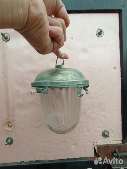 Промышленный светильник