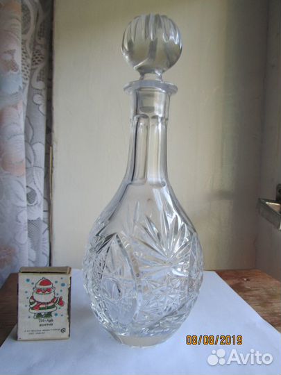 Вазы хрустальные с крышками кувшины, графины Чехия