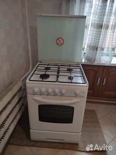 Газовая плита новая Electrolux