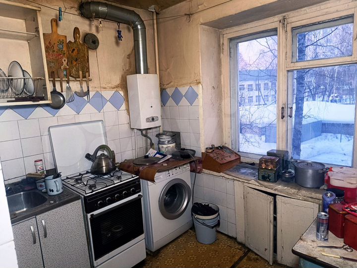 3-к. квартира, 60 м², 2/5 эт.