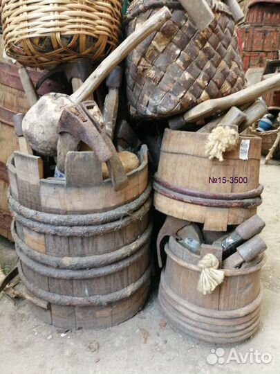 Старинная бочка, деревянная кадка, ведерко