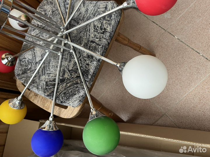 Люстра в идеальном состоянии