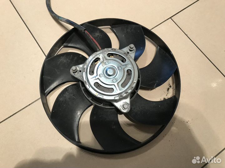 Вентилятор радиатора малый range rover evoque