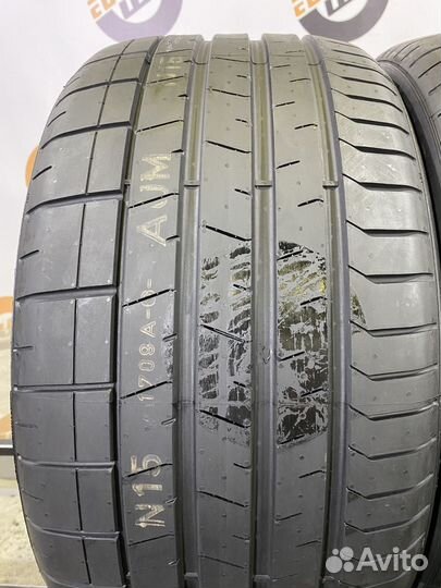Pirelli P Zero PZ4 295/40 R19