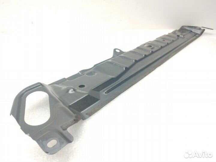 Накладка на рамку радиатора Toyota Alphard ANH15