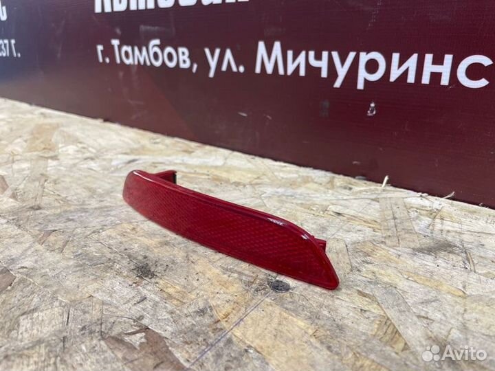 Катафот бампера задний левый LADA X-Ray