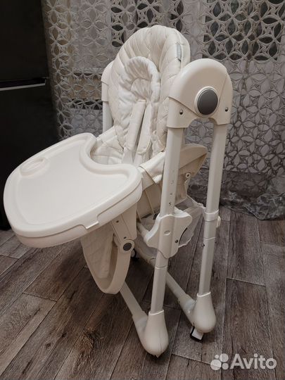 Стульчик для кормления tommy