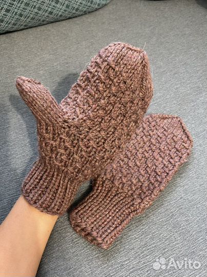 Варежки женские