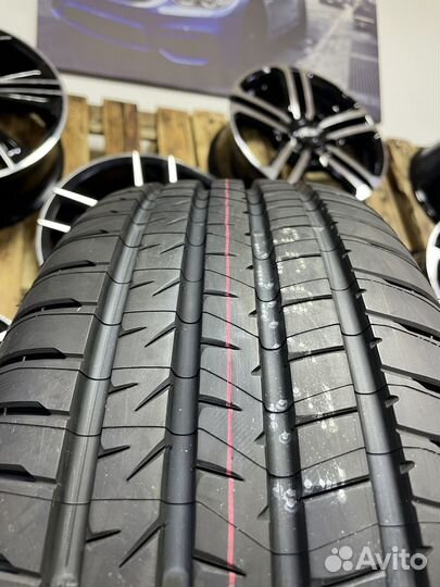 Bridgestone Alenza 001 285/45 R19 111W