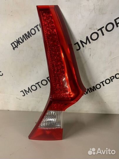 Фонарь правый Volvo XC70 в крышку