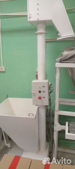 Дозатор Макиз Д-03П со шнековой подачей продукта