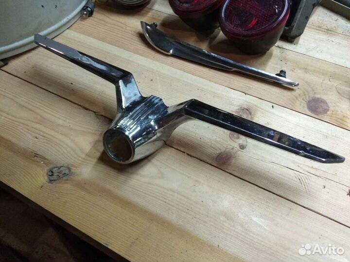 Накладка крышки багажника газ 21