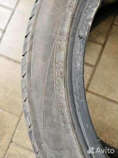 Yokohama BluEarth-ES ES32 225/45 R17