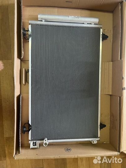 Радиатор кондиционера pontiac vibe
