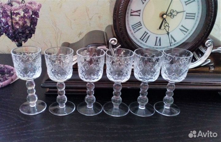 Хрусталь, кварцевые сувениры, цветное стекло