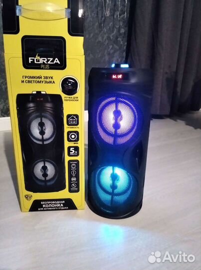 Колонка с цветомузыкой