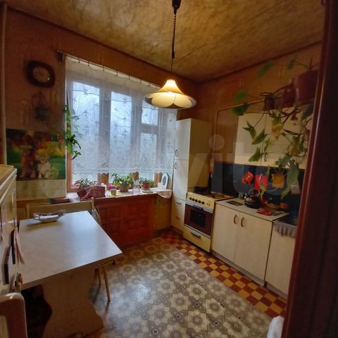3-к. квартира, 80 м², 3/4 эт.