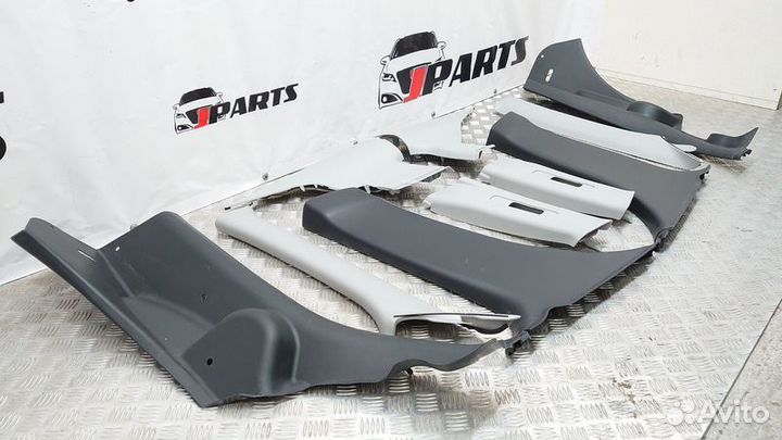 Накладка (кузов внутри) Mazda 3 BK рестайлинг (200