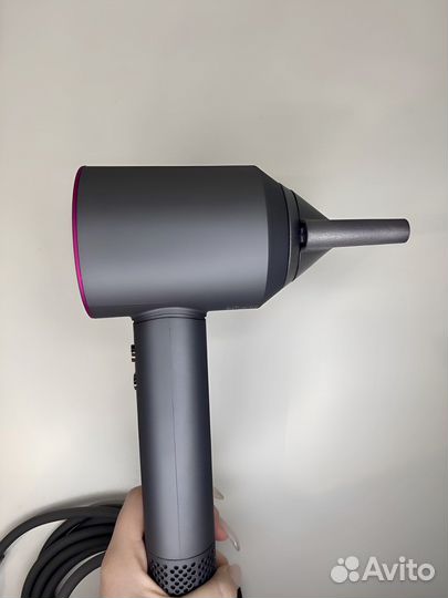 Фен dyson новый