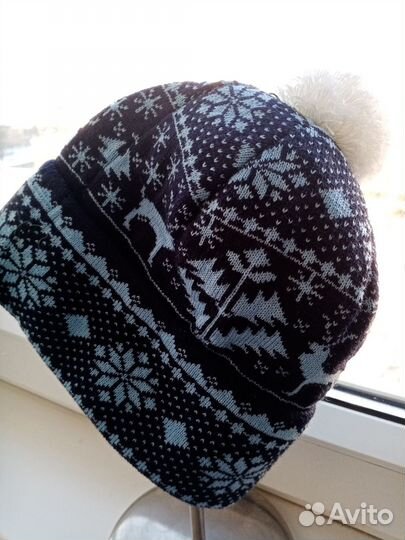 Шапка трикотажная женская новая и еще несколько