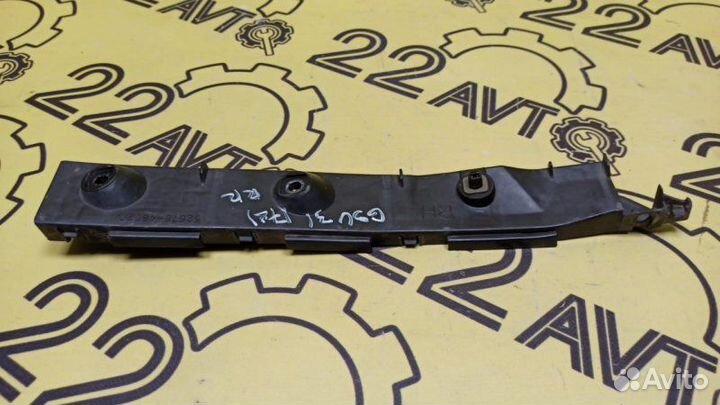 Крепление бампера заднее правое Toyota Harrier