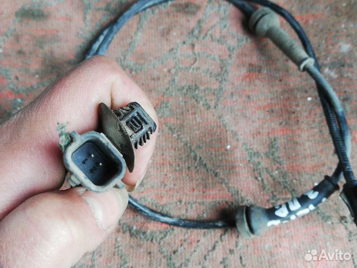 Датчик абс Рено Меган 2