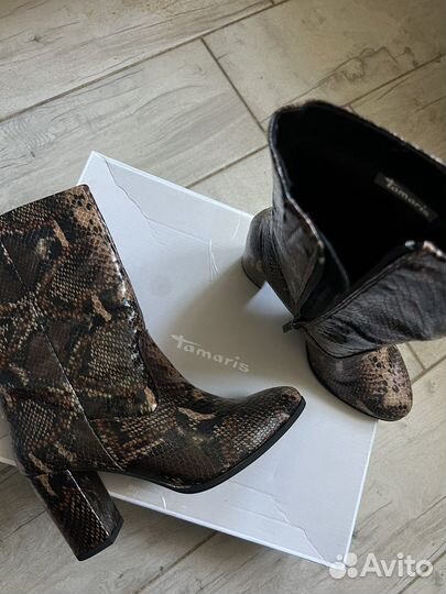 Полусапожки женские 38 размера новые