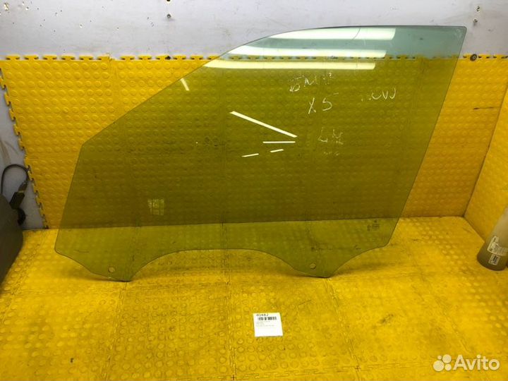 Стекло двери переднее левое Bmw X5 E70