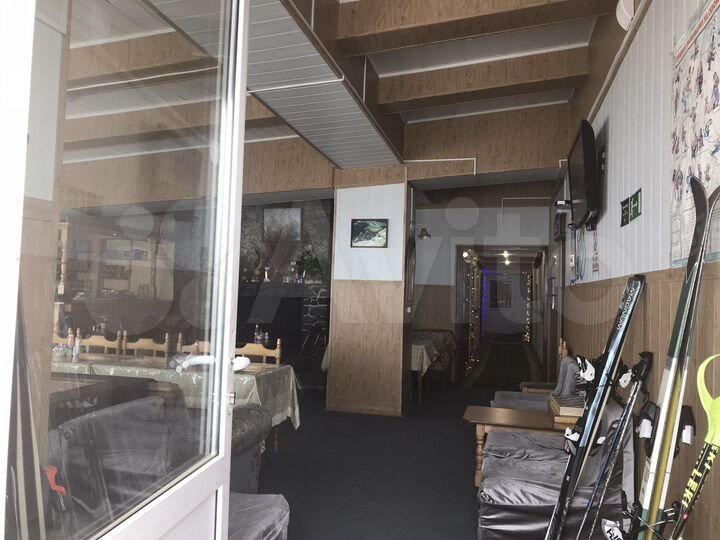 Гостиница, 841 м²