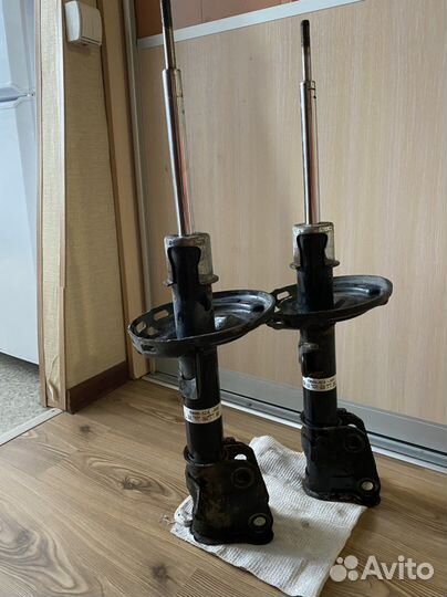 Передние амортизаторы Honda Pilot 2