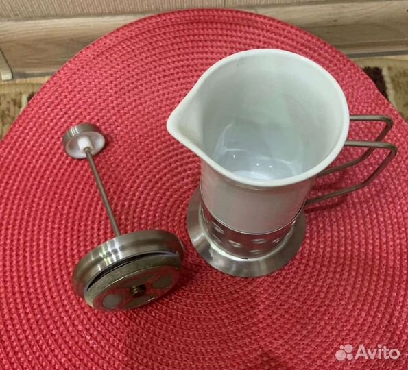 Фарфоровый заварочный чайник. 300 мл